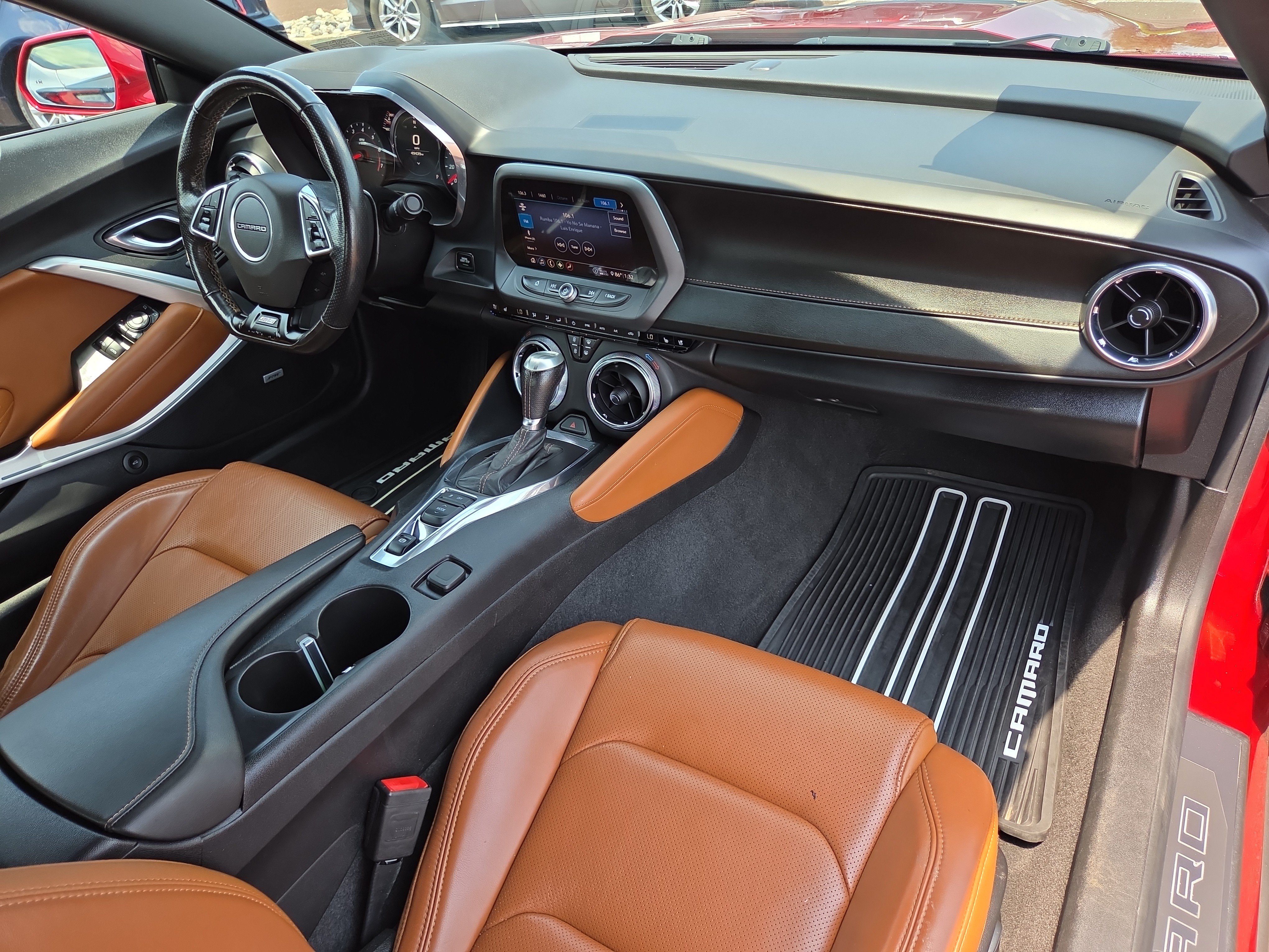 Used 2020 Chevrolet Camaro SS RWD image 22