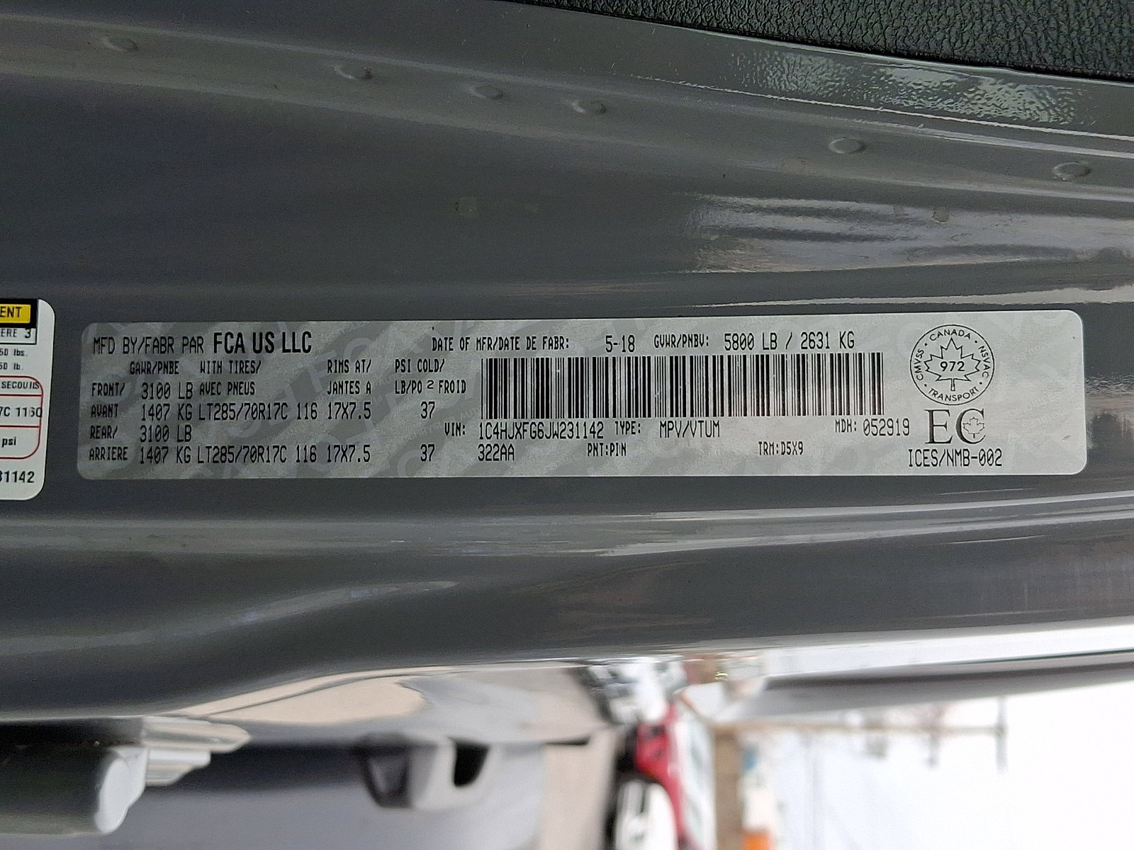 Used 2018 Jeep Wrangler Unlimited Rubicon w/ Uconnect 4C Nav & Sound Group image 29