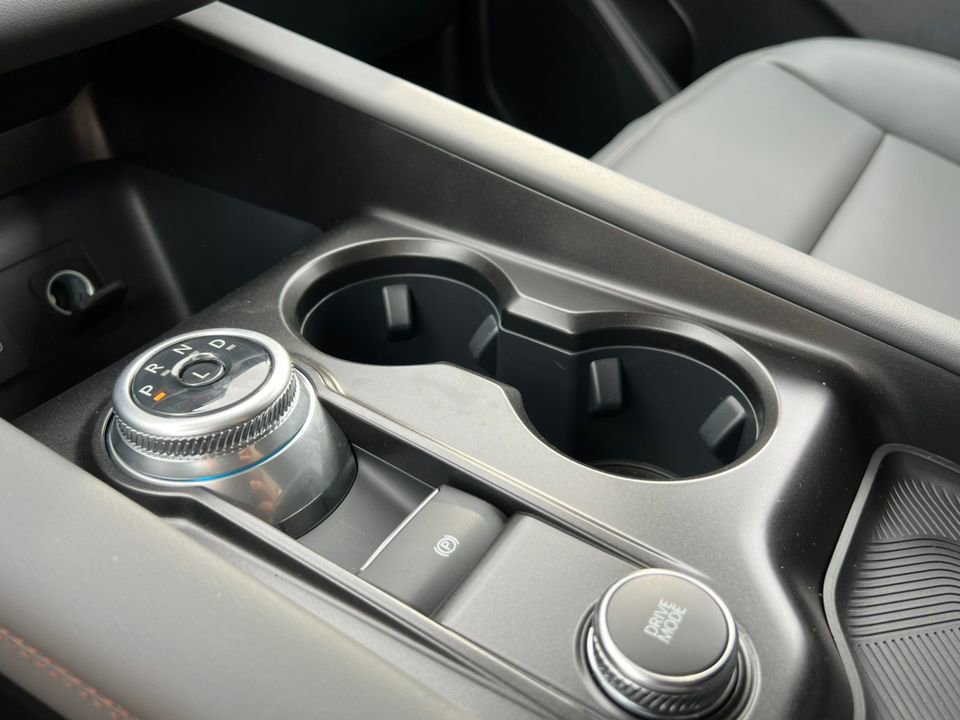 Used 2026 Ford Explorer Active w/ Active Comfort Package image 29