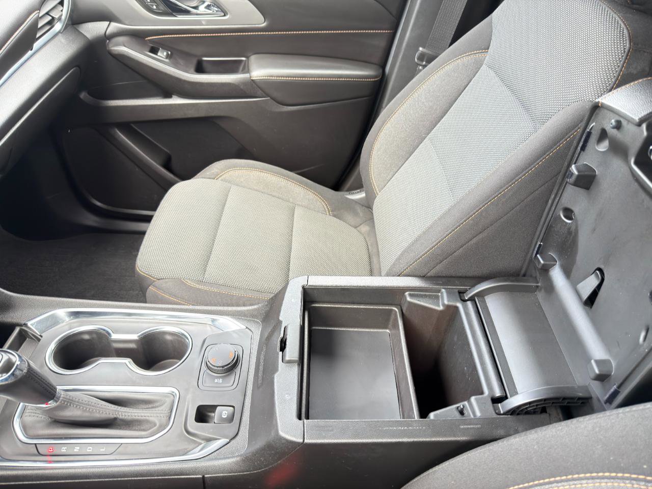 Used 2019 Chevrolet Traverse LT w/ LPO, Floor Liner Package AWD/4WD image 68