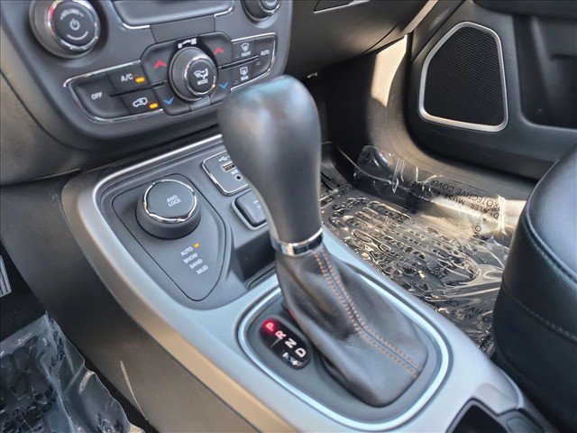 Used 2020 Jeep Compass Latitude AWD/4WD image 12