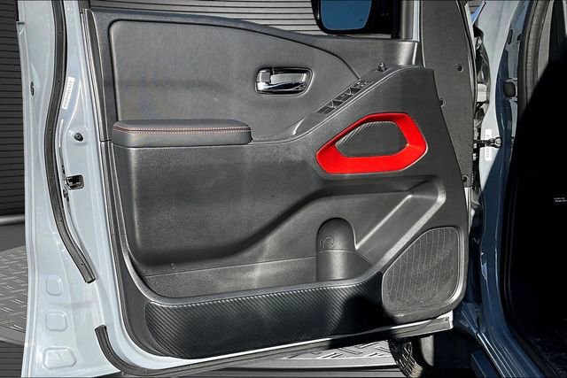 Used 2022 Nissan Frontier PRO-4X AWD/4WD image 21