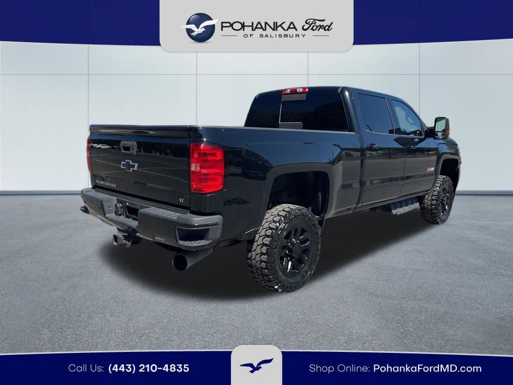 Used 2019 Chevrolet Silverado 2500 LT w/ Midnight Edition image 5