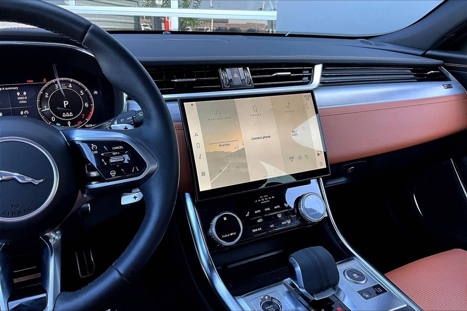 Used 2024 Jaguar XF R-Dynamic SE image 6