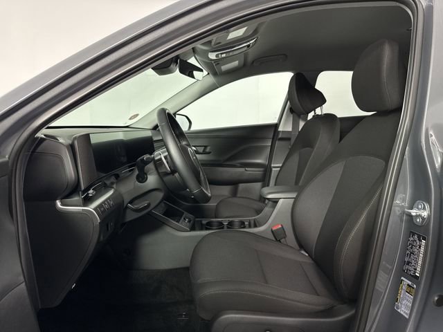 Certified 2025 Hyundai Kona SEL image 19