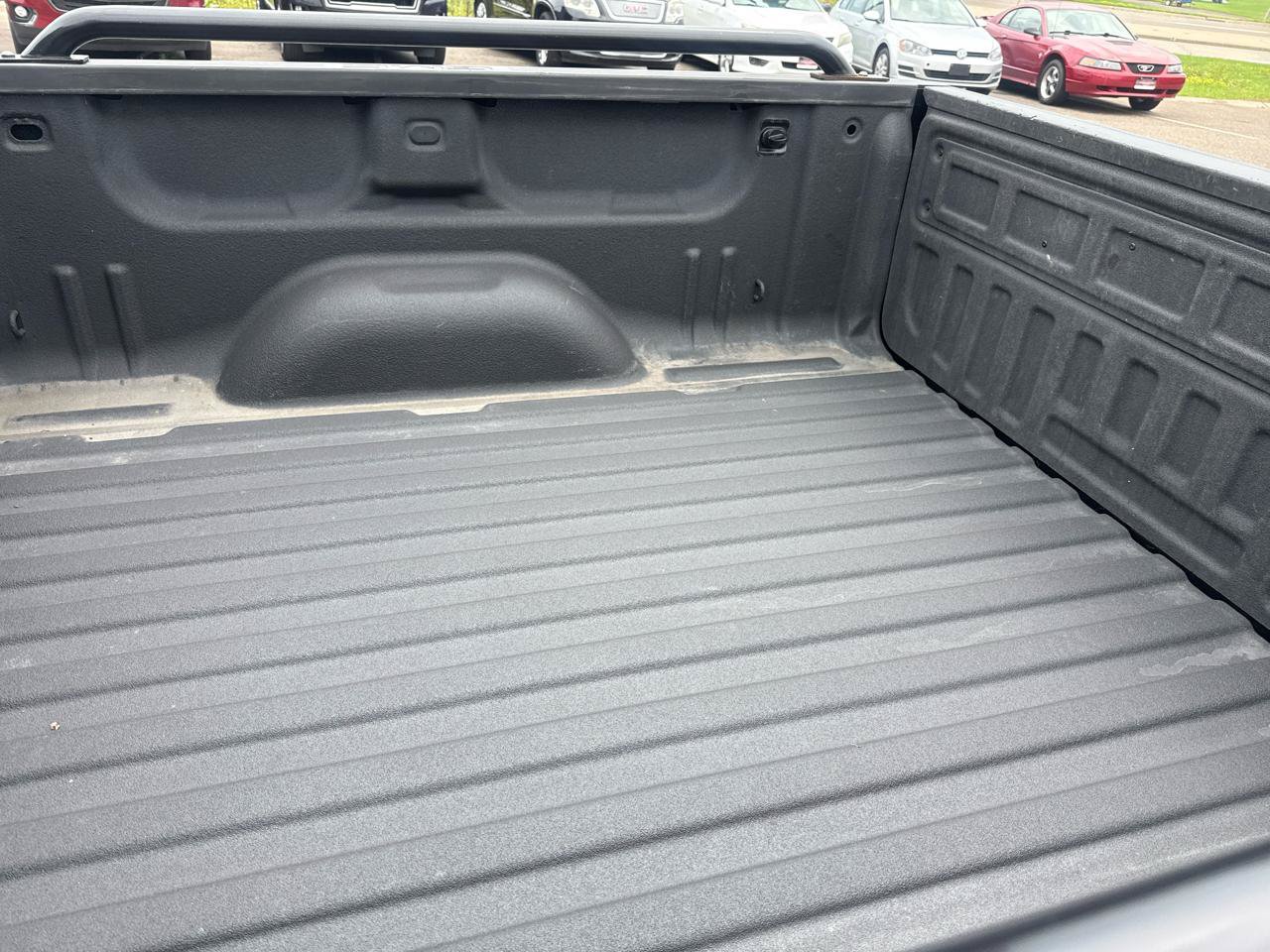 Used 2018 GMC Sierra 1500 Denali AWD/4WD image 32