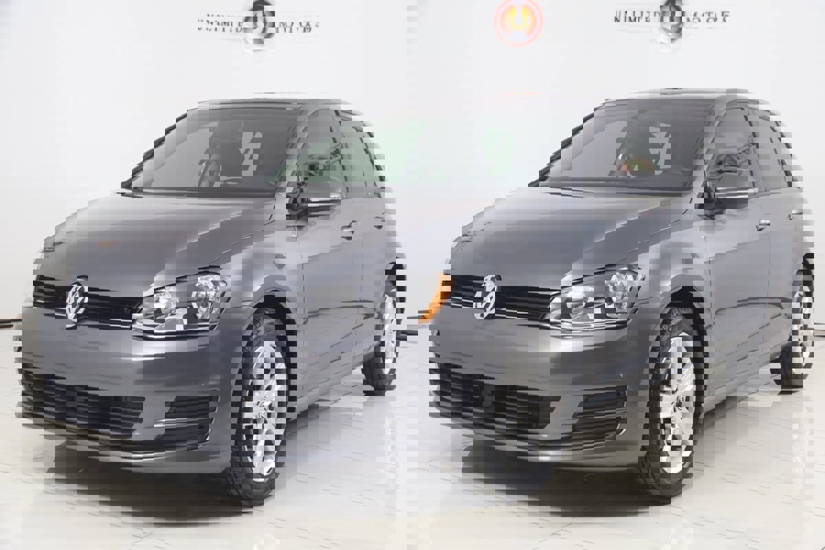 Used 2017 Volkswagen Golf Wolfsburg Edition image 5