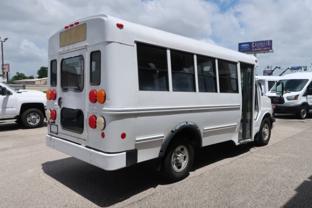 Used 2014 Chevrolet Express 3500 w/ School Bus Package RWD image 4