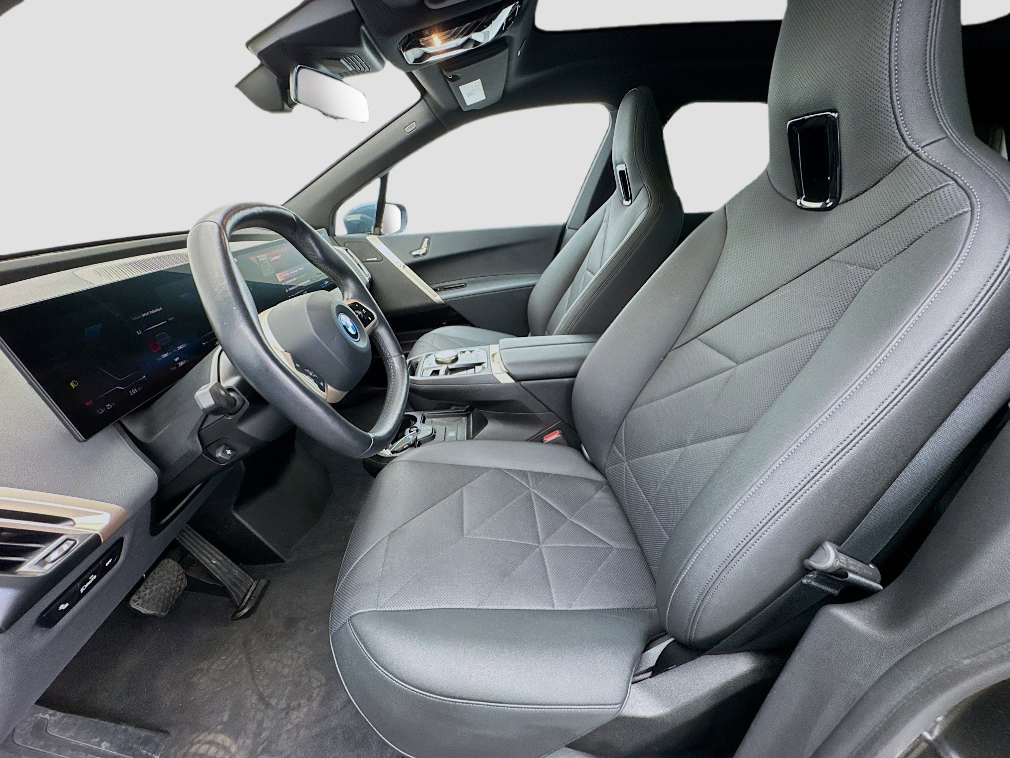 Used 2023 BMW iX xDrive50 w/ Sport Package image 13