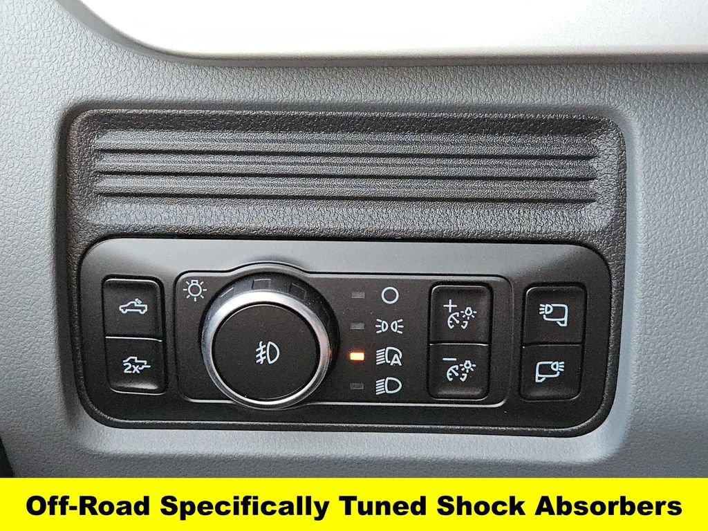 New 2026 Ford F250 XLT w/ XLT Premium Package AWD/4WD image 19