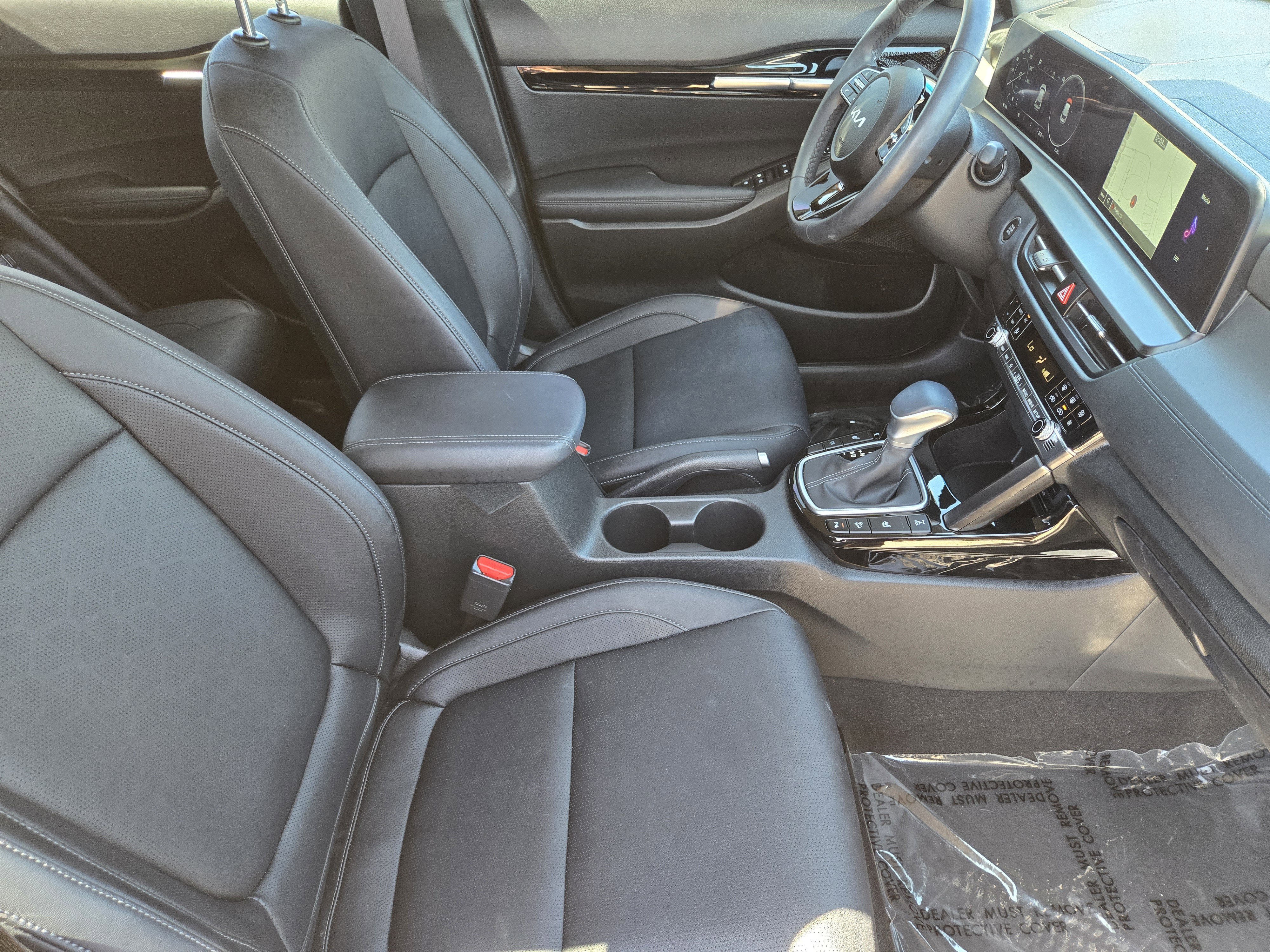 Used 2025 Kia Seltos EX image 14