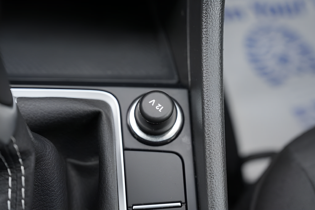 Used 2025 Volkswagen Jetta S FWD image 31