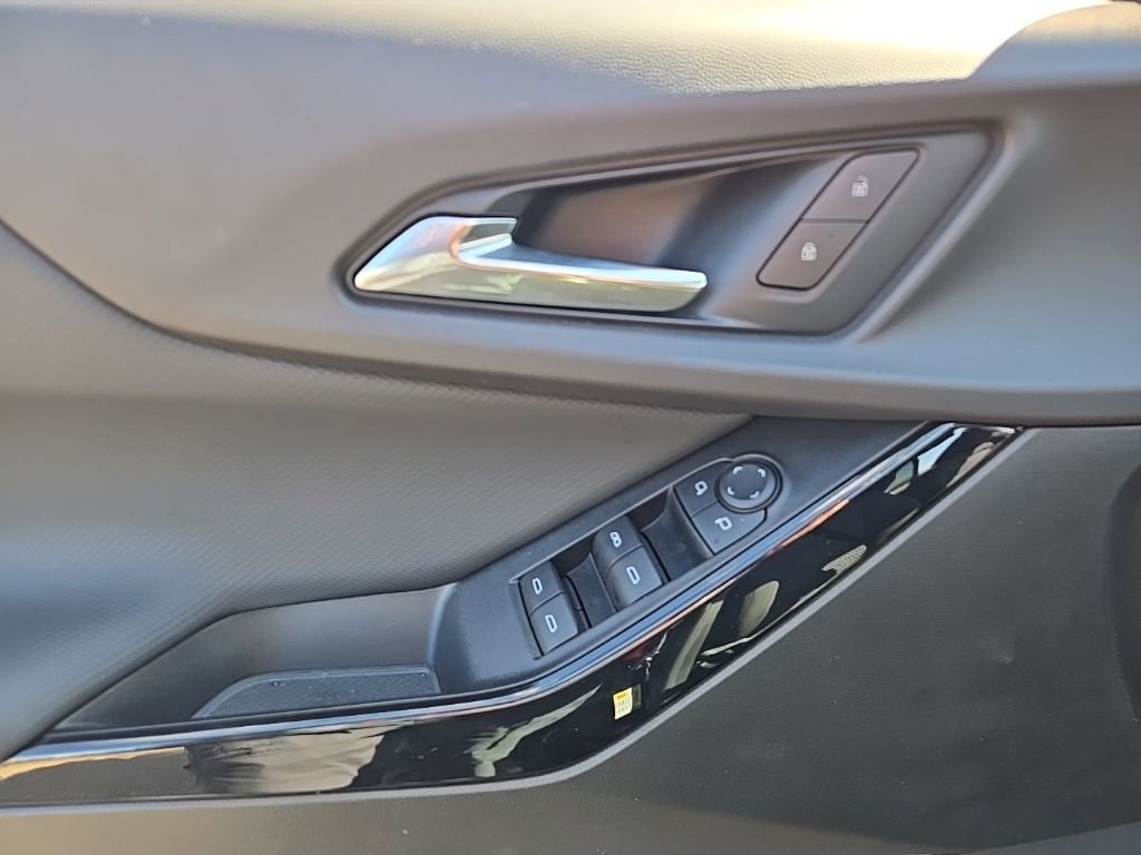 Used 2025 Chevrolet Equinox LT image 21