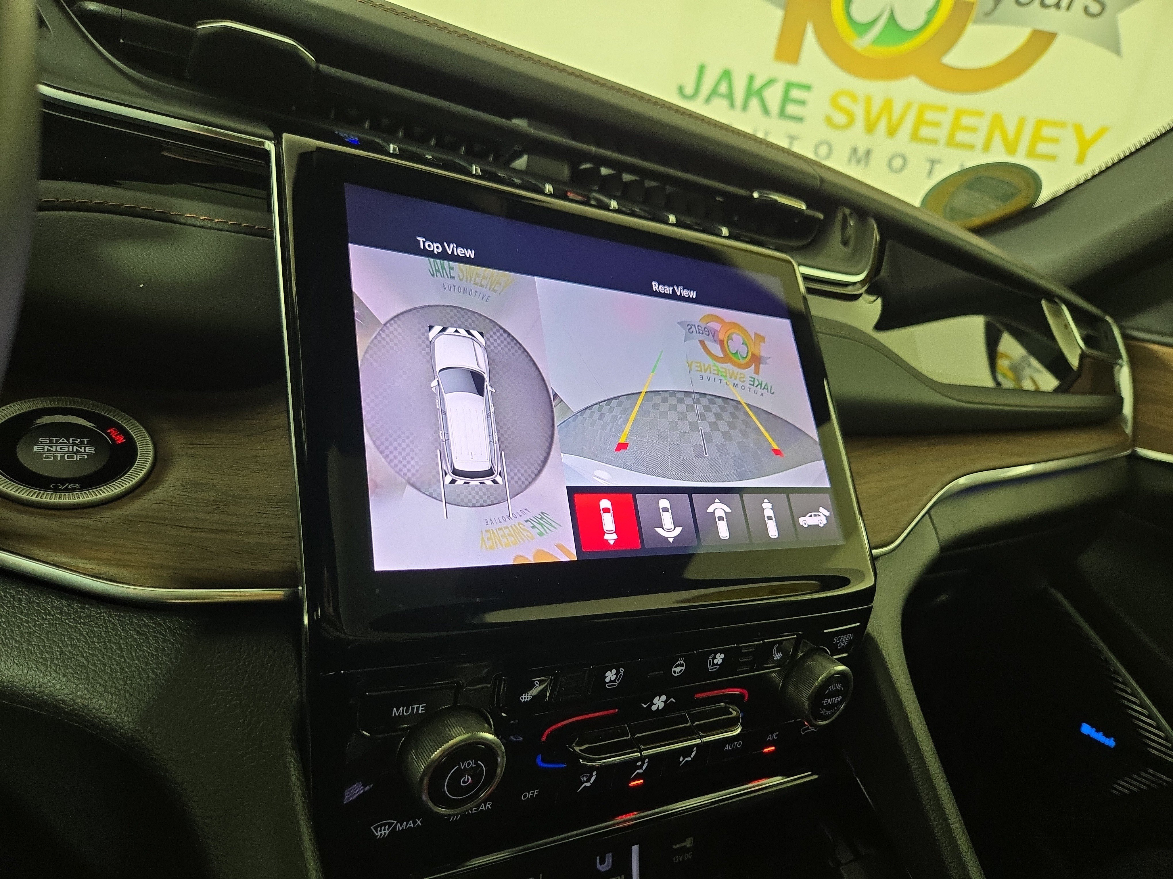 Used 2023 Jeep Grand Cherokee Summit w/ Luxury Tech Group V AWD/4WD image 21