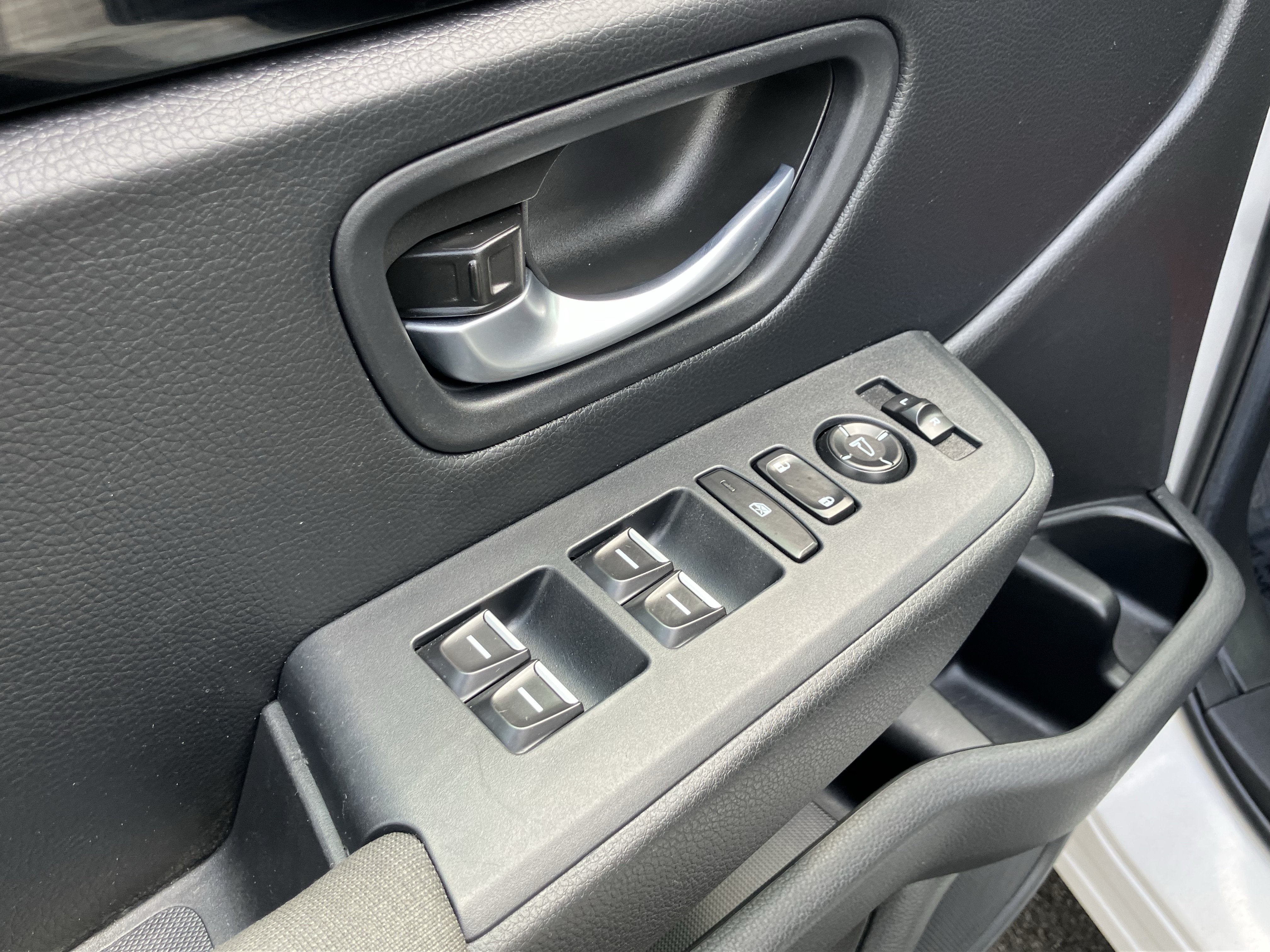 Certified 2025 Honda Pilot Sport image 15