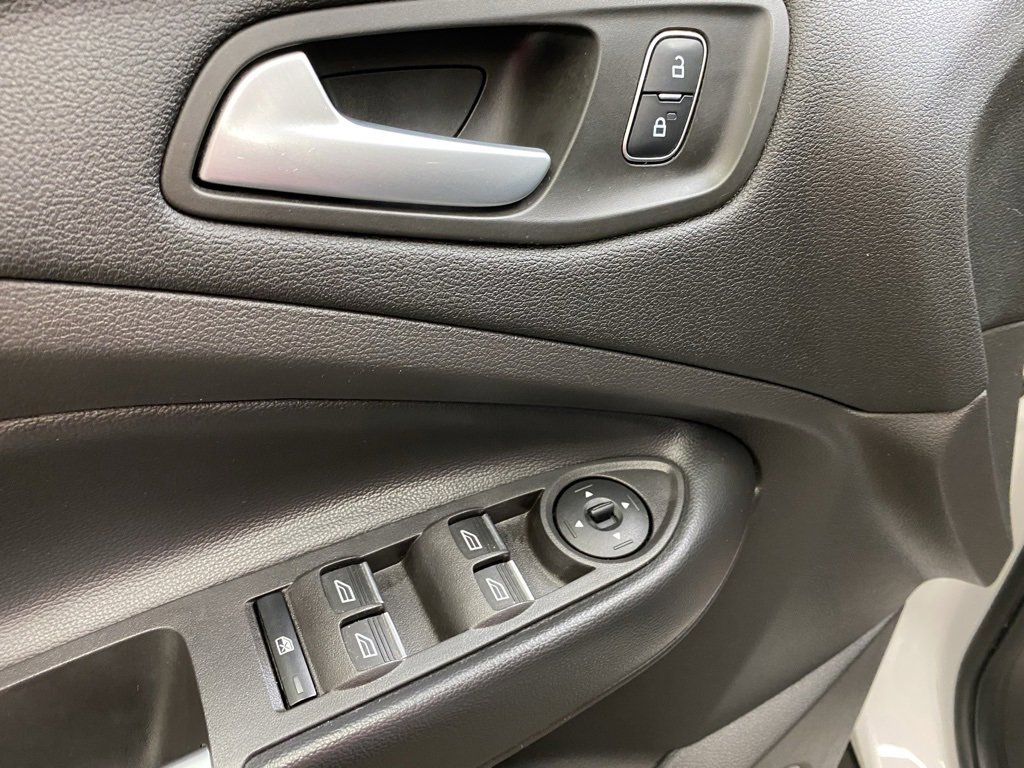 Used 2019 Ford Escape SEL image 23