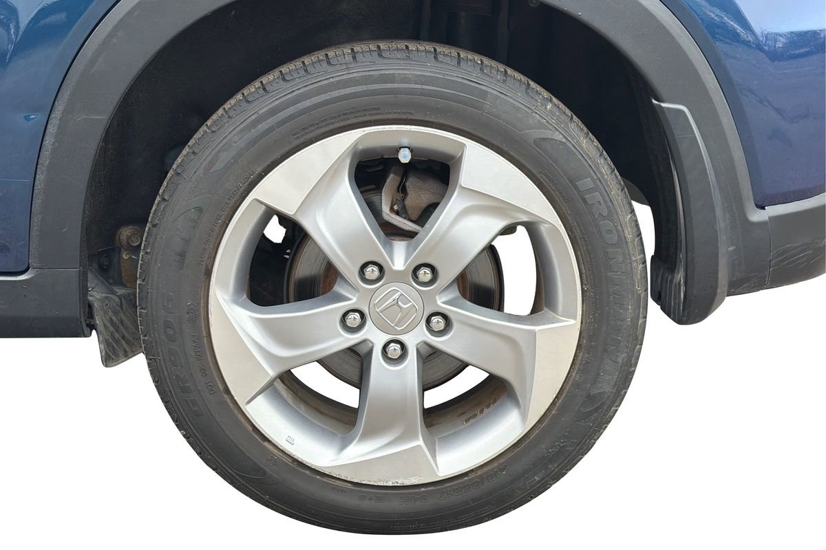 Used 2017 Honda HR-V LX image 24