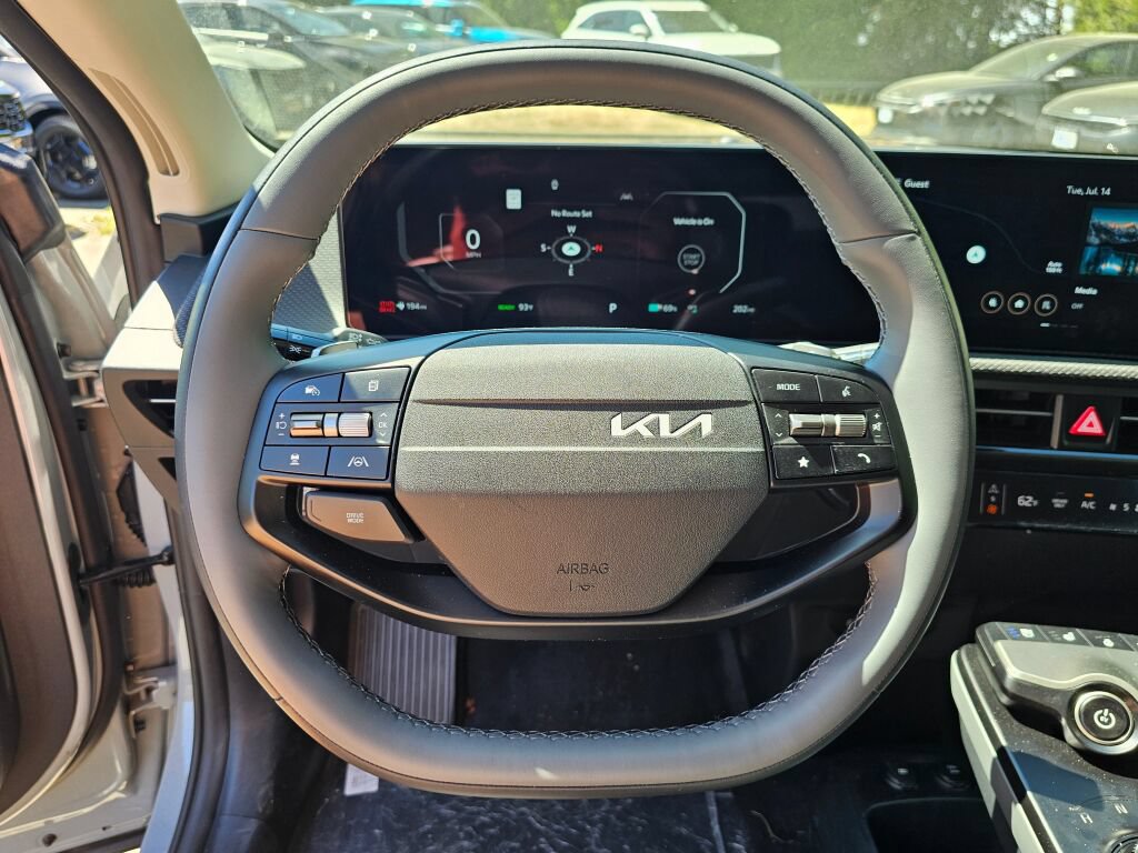 New 2026 Kia EV6 Wind AWD/4WD image 10