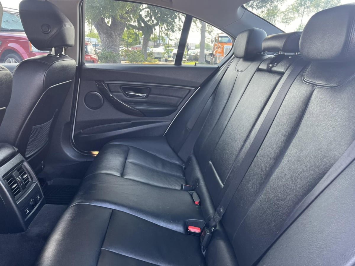 Used 2014 BMW 328d xDrive Sedan AWD/4WD image 28