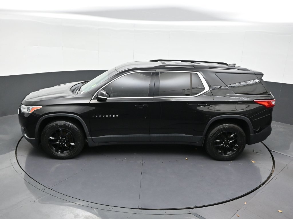 Used 2019 Chevrolet Traverse LT FWD image 18