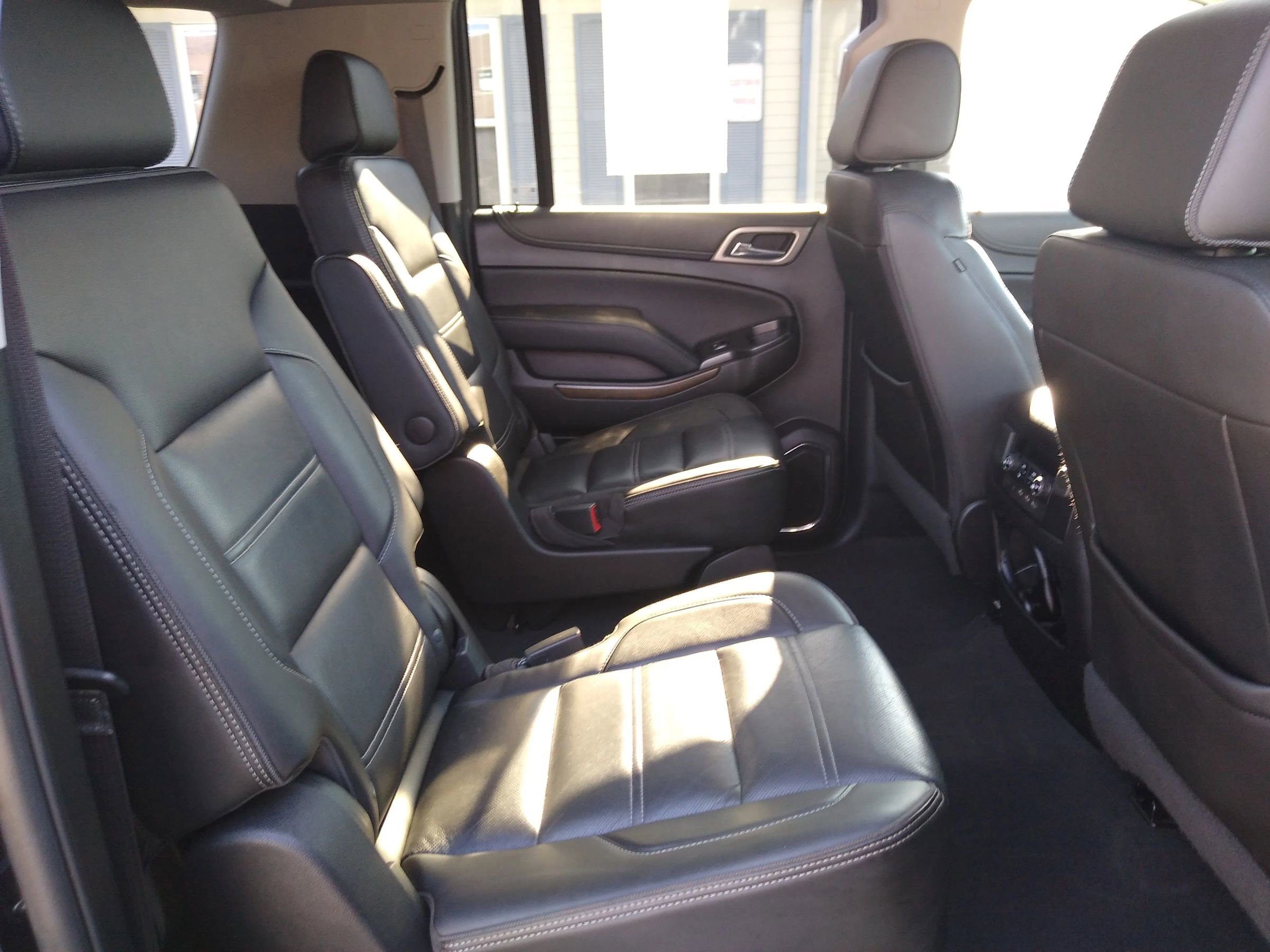 Used 2019 GMC Yukon XL Denali w/ Denali Ultimate Package image 17