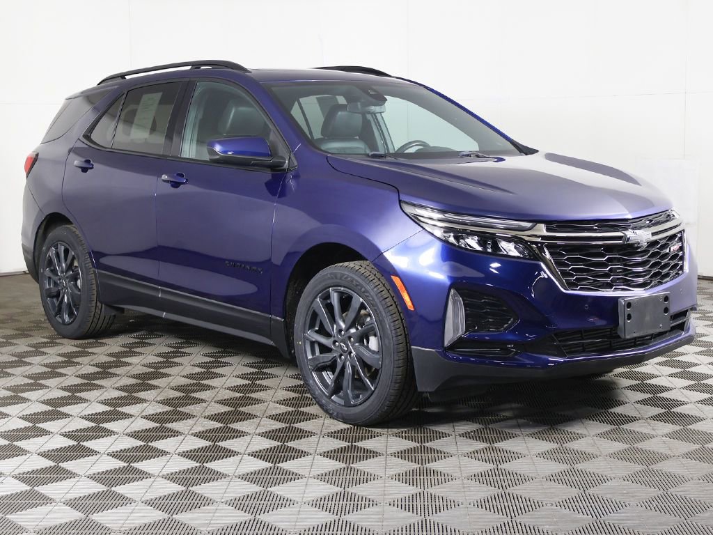 Used 2022 Chevrolet Equinox RS AWD/4WD image 2