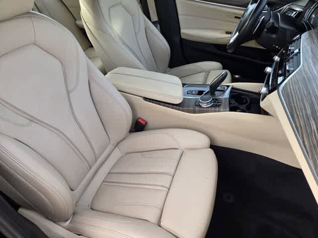 Used 2018 BMW 530i image 14