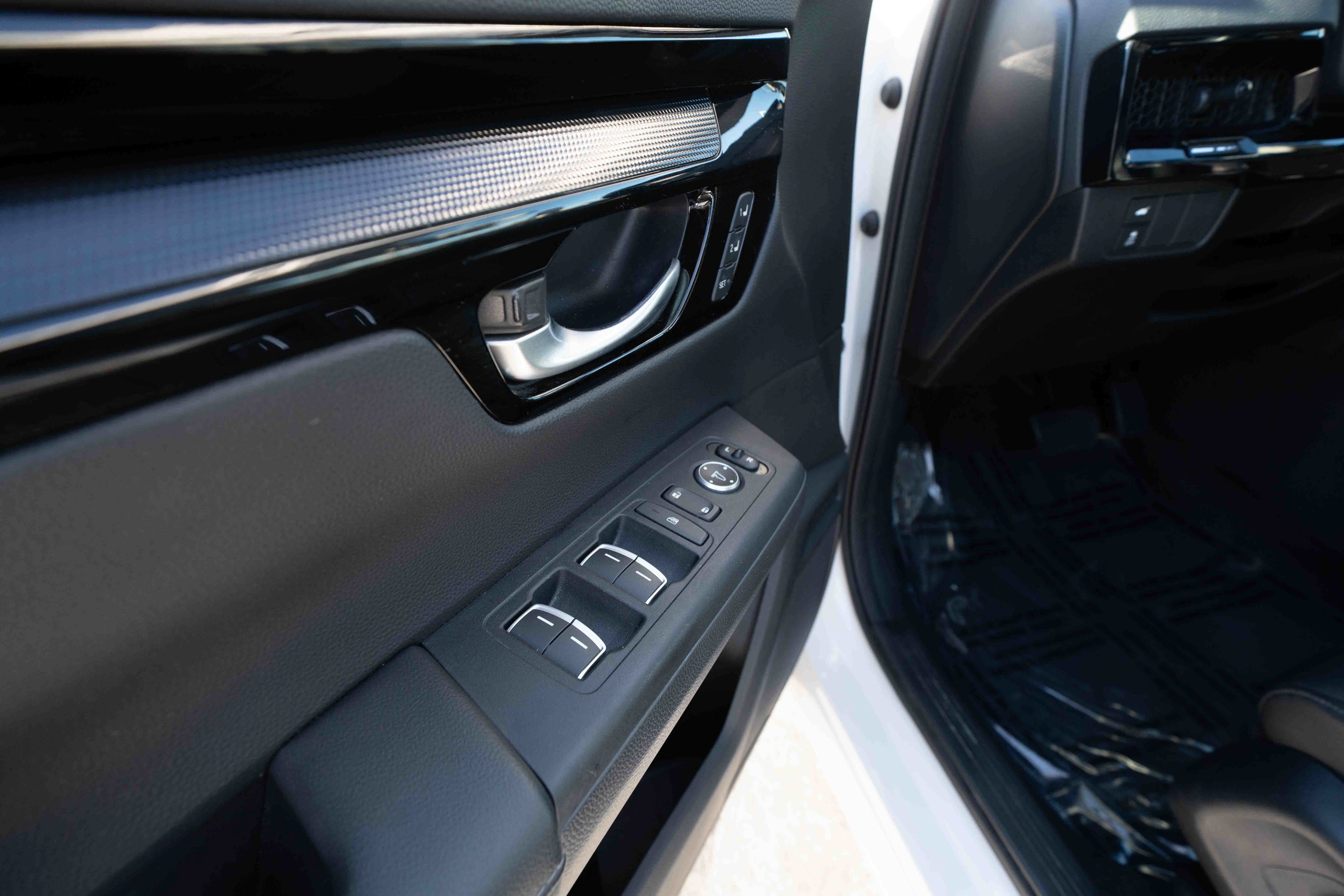 Certified 2024 Honda CR-V EX-L image 7