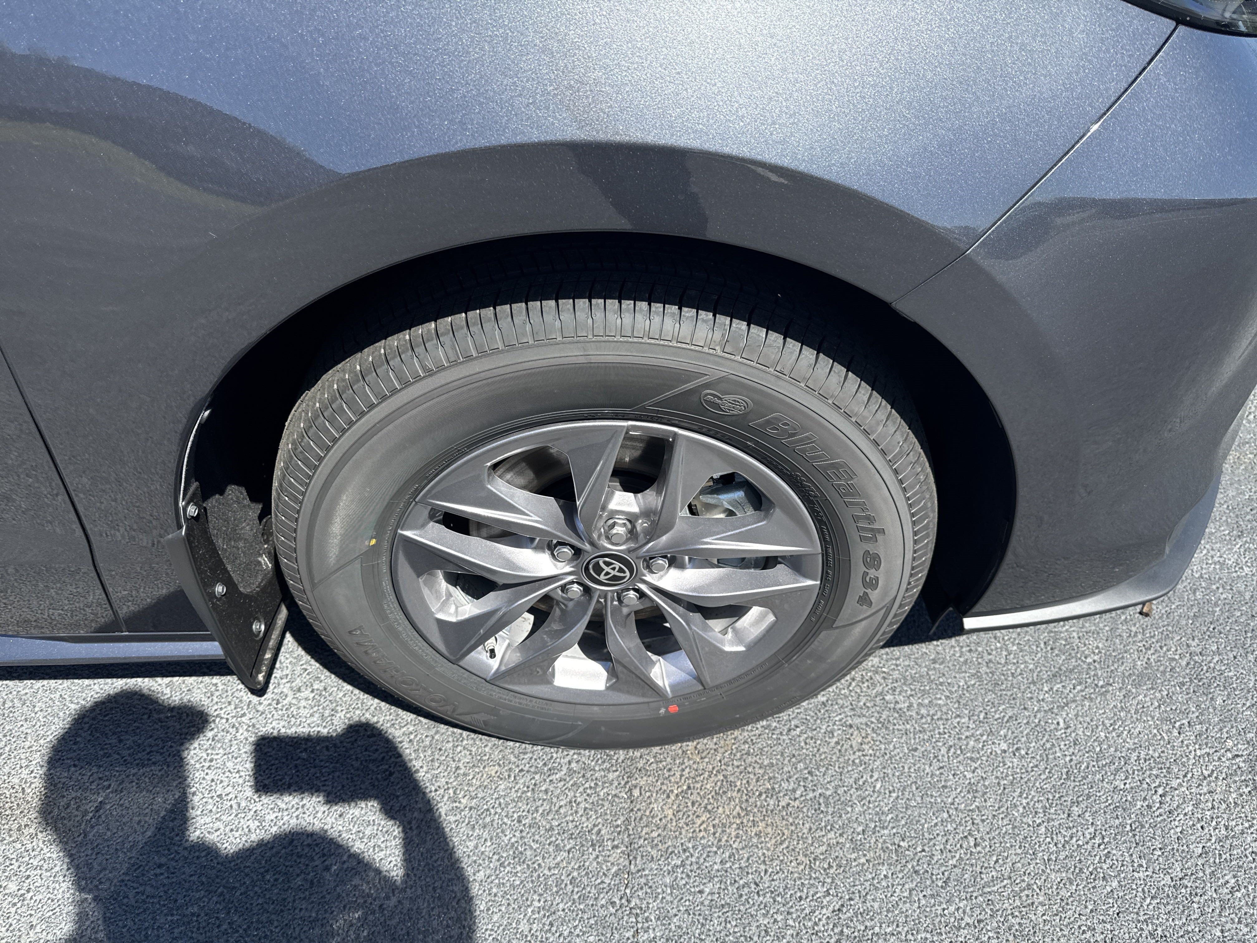 New 2025 Toyota Sienna XLE FWD image 10