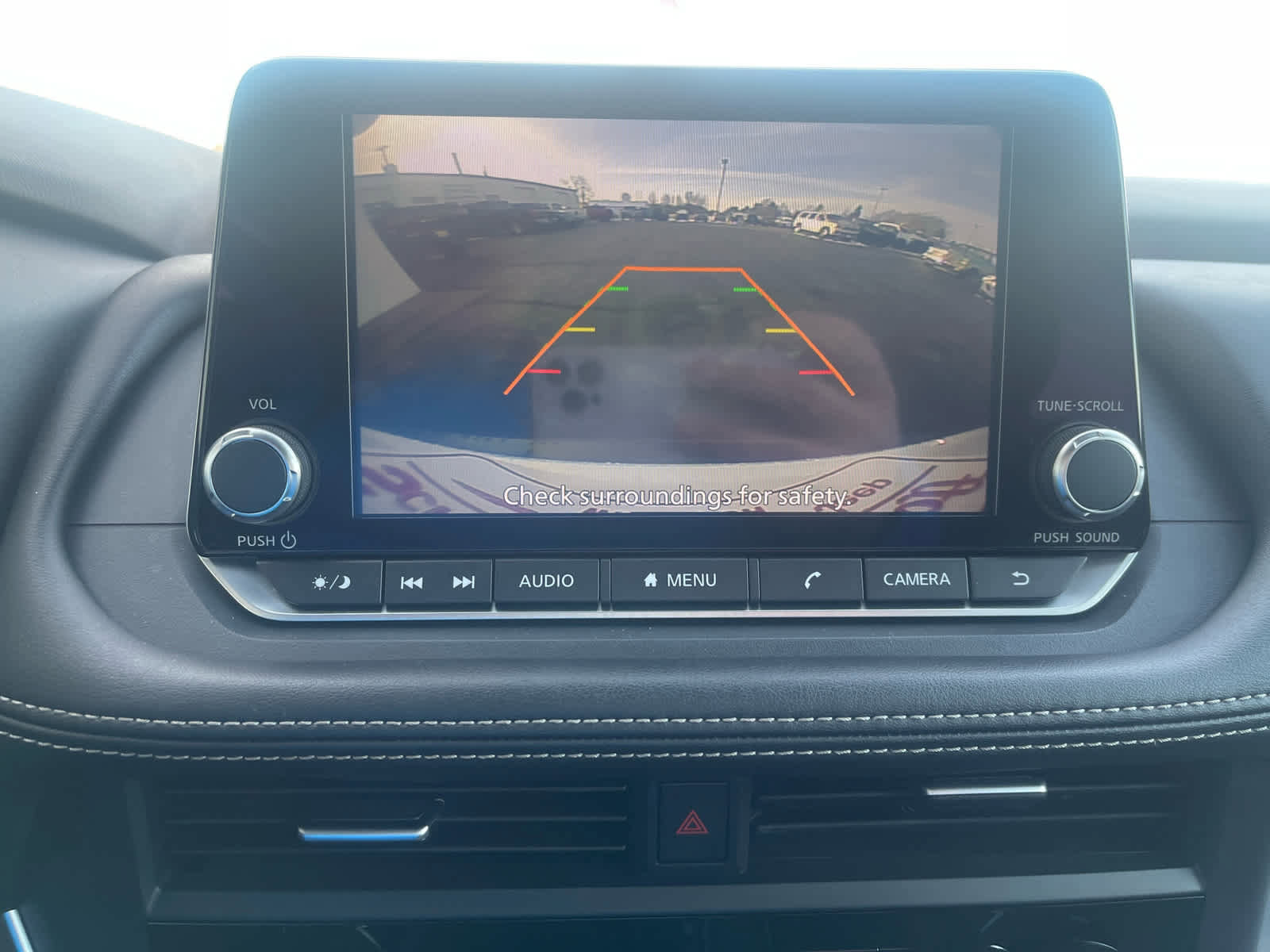 Used 2023 Nissan Rogue S image 27