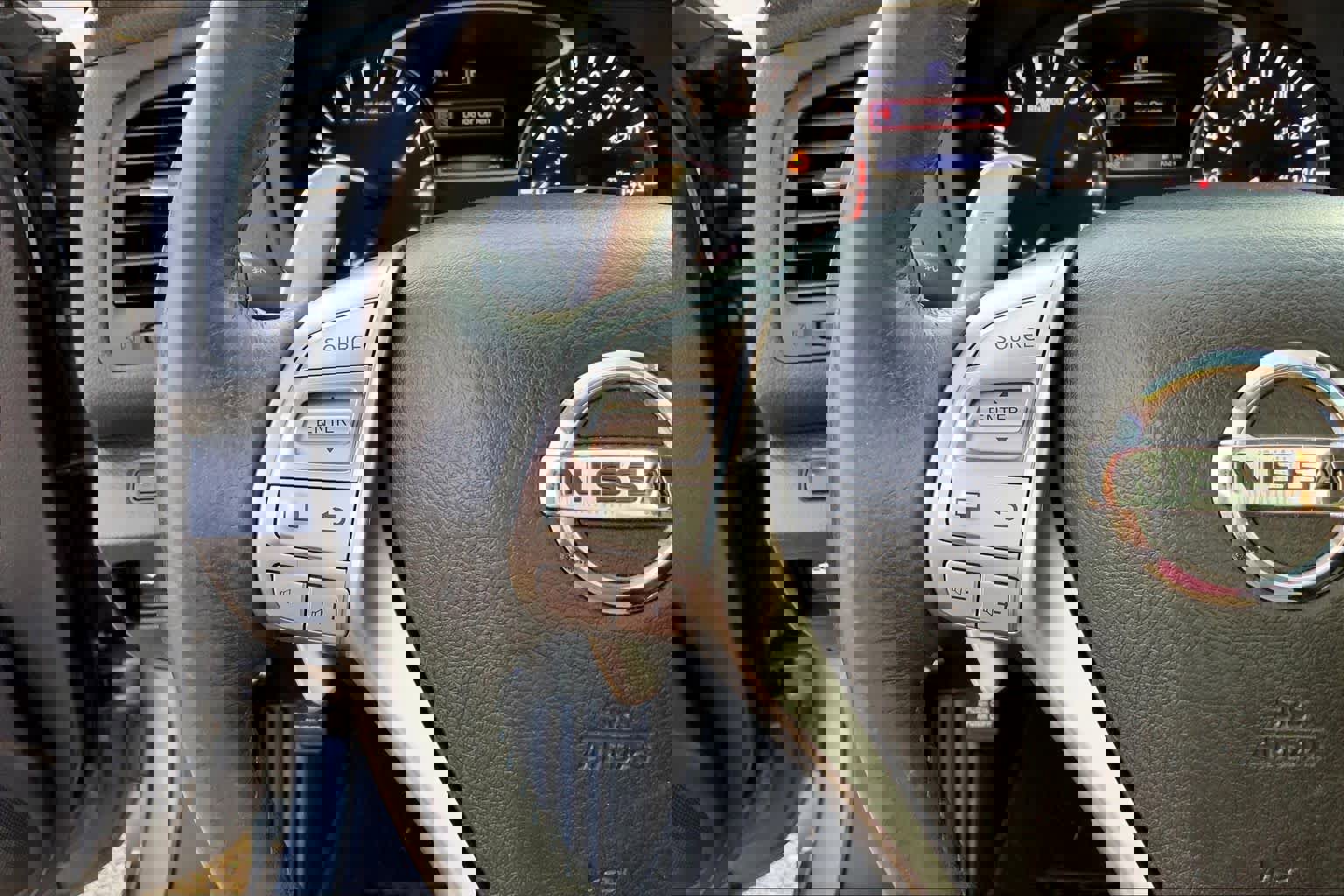 Used 2017 Nissan Altima 2.5 SR w/ Midnight Edition Package image 24