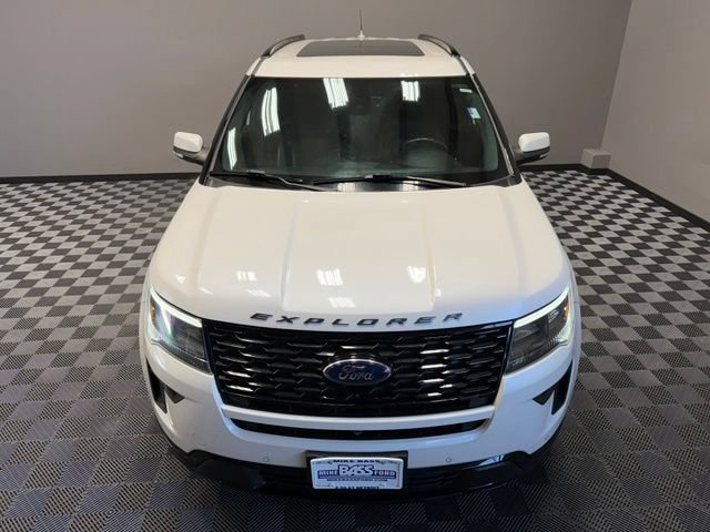 Used 2019 Ford Explorer Sport w/ Equipment Group 401A AWD/4WD image 5