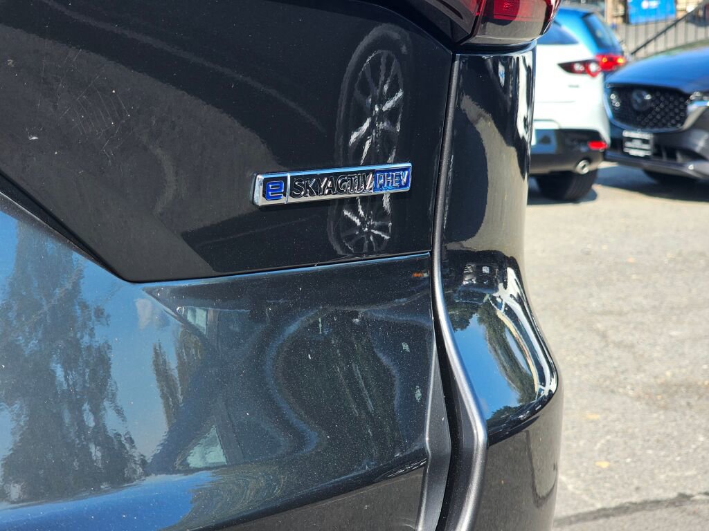 Certified 2024 MAZDA CX-90 Plug-In Hybrid w/ Preferred image 17