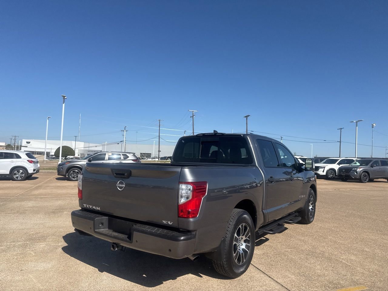 Certified 2024 Nissan Titan SV w/ SV Convenience Package image 22