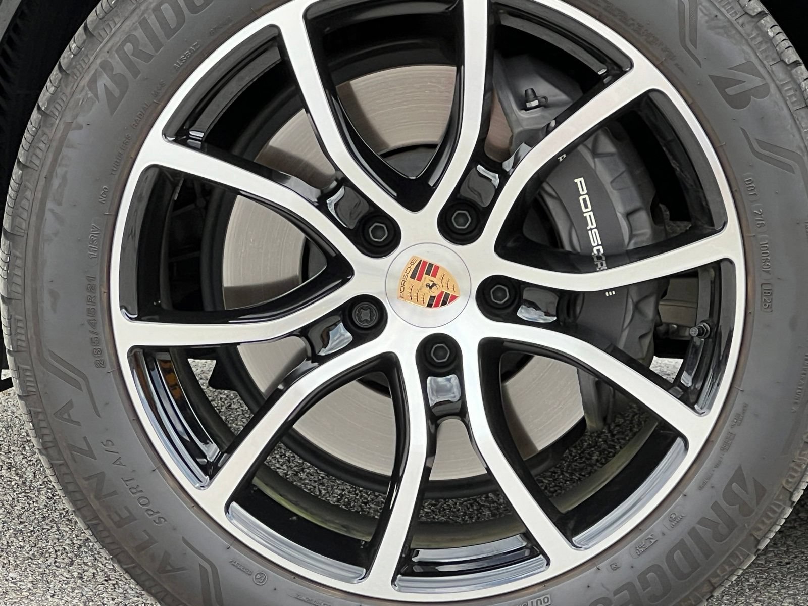 Used 2026 Porsche Cayenne AWD/4WD image 14