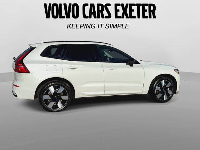 Certified 2024 Volvo XC60 T8 Plus AWD/4WD image 11