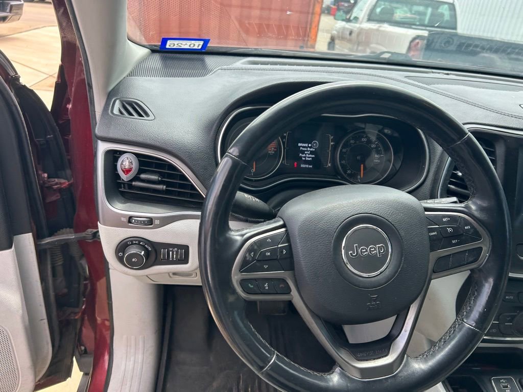 Used 2020 Jeep Cherokee Latitude Plus FWD image 11