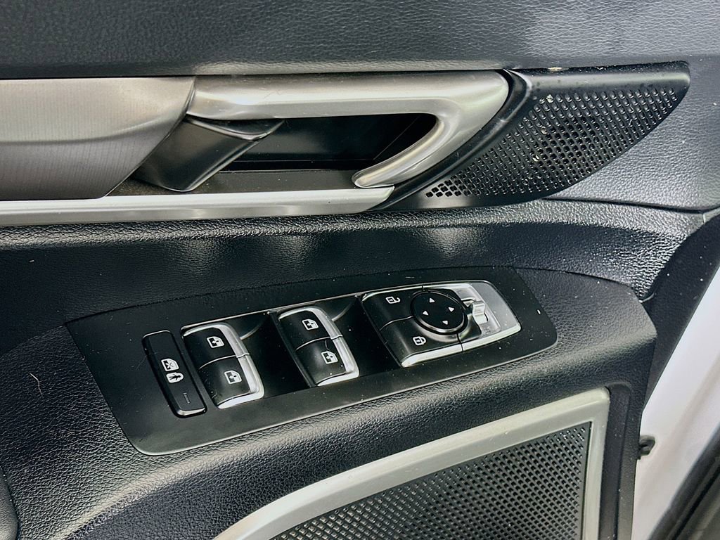 Used 2023 Kia Telluride S w/ S Sunroof Package AWD/4WD image 19