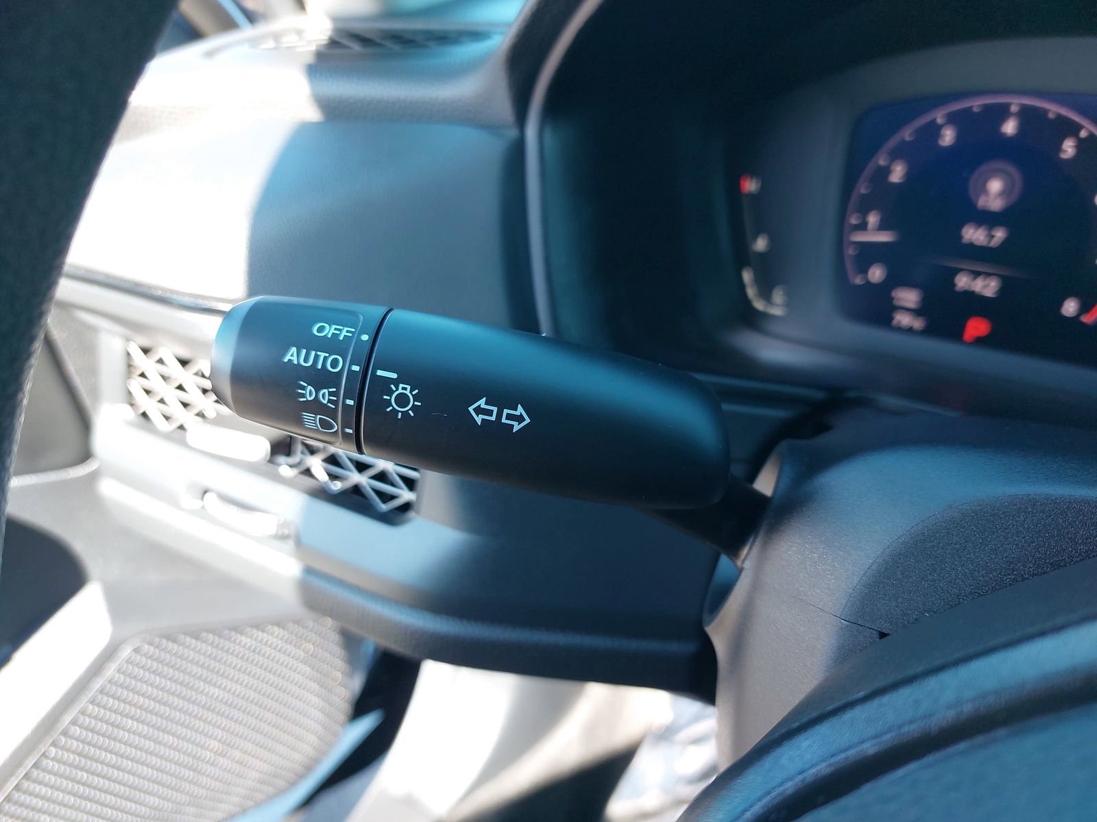 Certified 2024 Honda Accord EX image 19