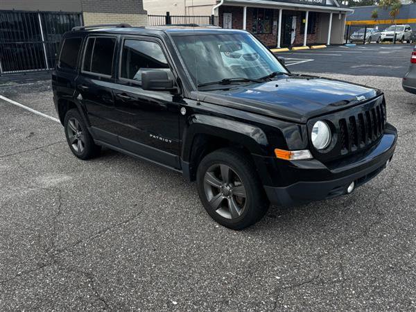 Used 2015 Jeep Patriot High Altitude AWD/4WD image 5