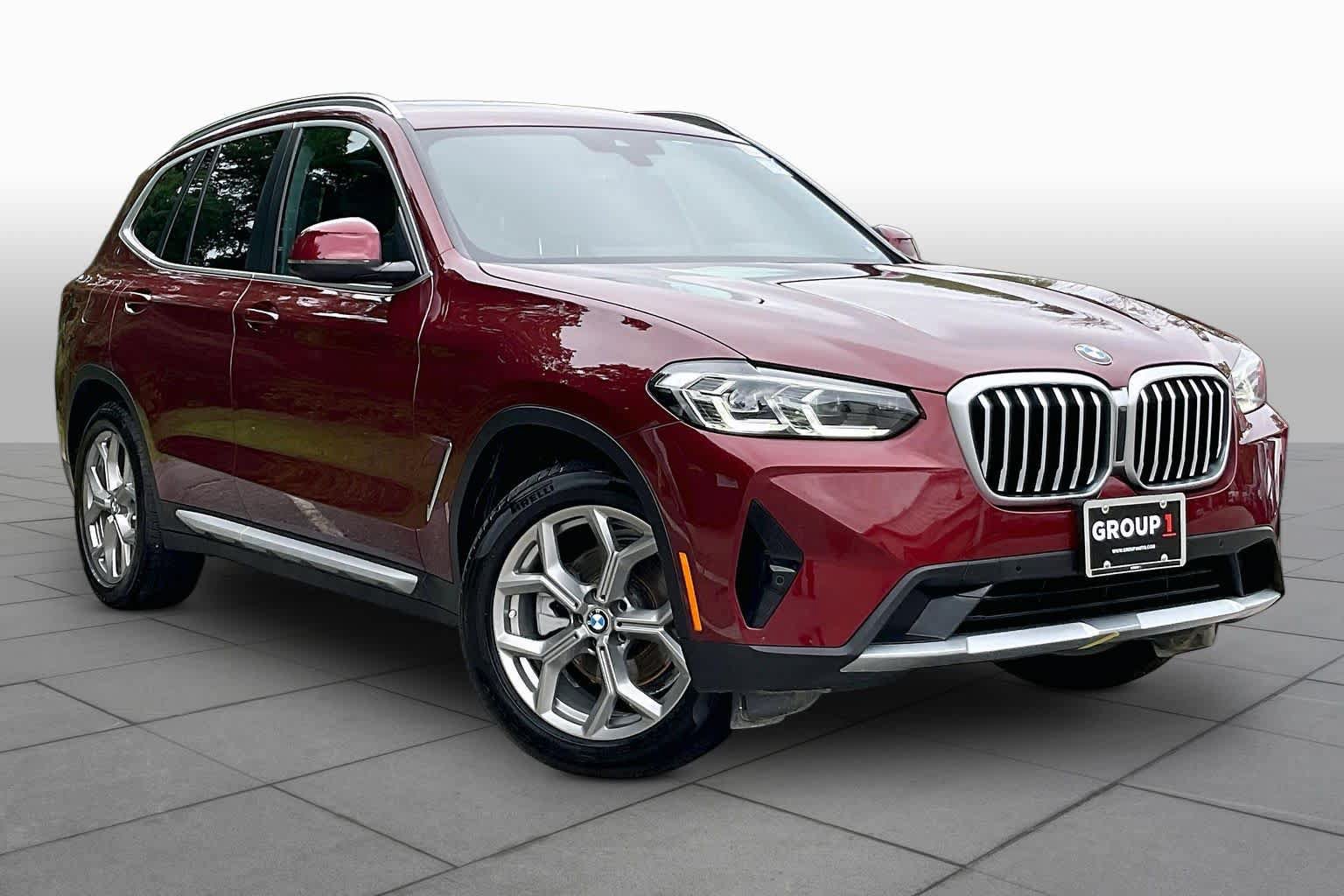 Used 2024 BMW X3 xDrive30i w/ Premium Package AWD/4WD image 2