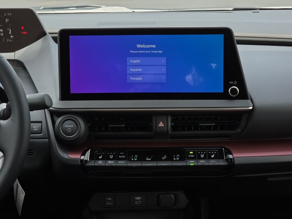New 2027 Toyota Prius Plug-In Hybrid FWD image 22
