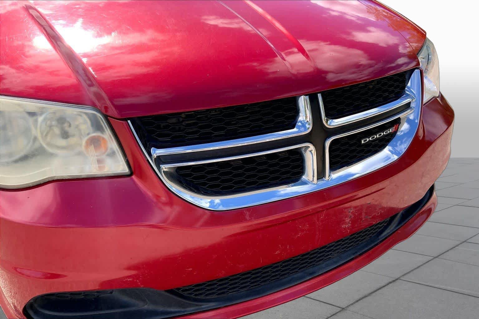 Used 2013 Dodge Grand Caravan SXT FWD image 29
