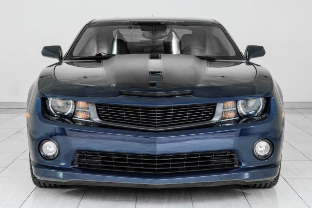 Used 2010 Chevrolet Camaro SS w/ RS Package RWD image 3