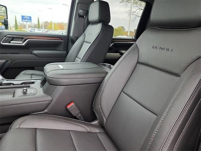 New 2026 GMC Sierra 2500 Denali w/ Denali Reserve Package AWD/4WD image 18