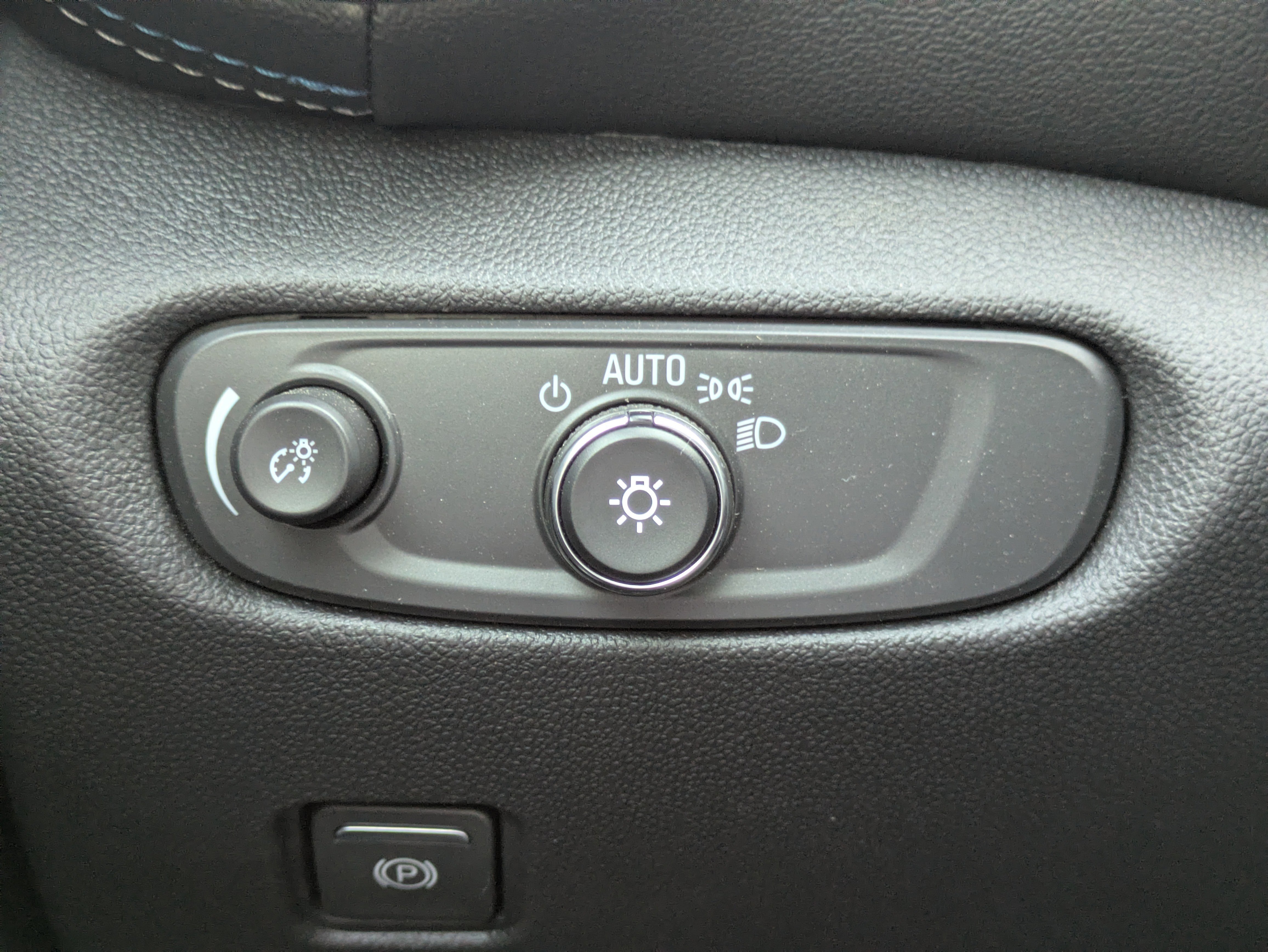 New 2026 Chevrolet Blazer RS w/ Driver Confidence II Package image 16