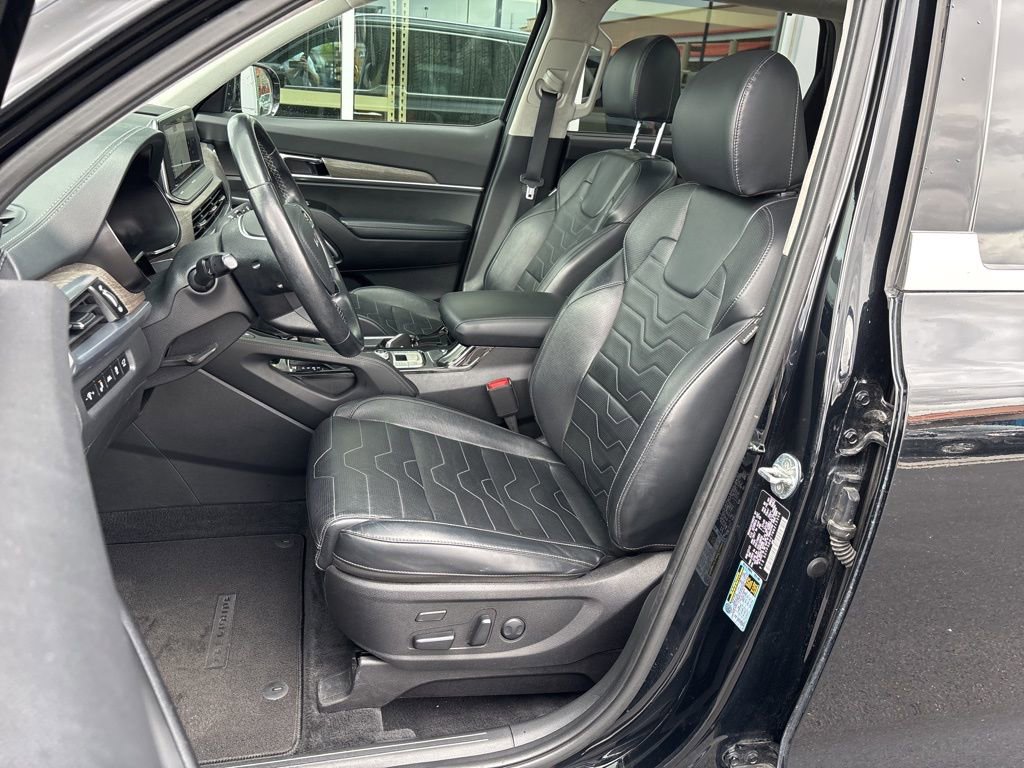 Certified 2022 Kia Telluride SX w/ SX Prestige Package image 14
