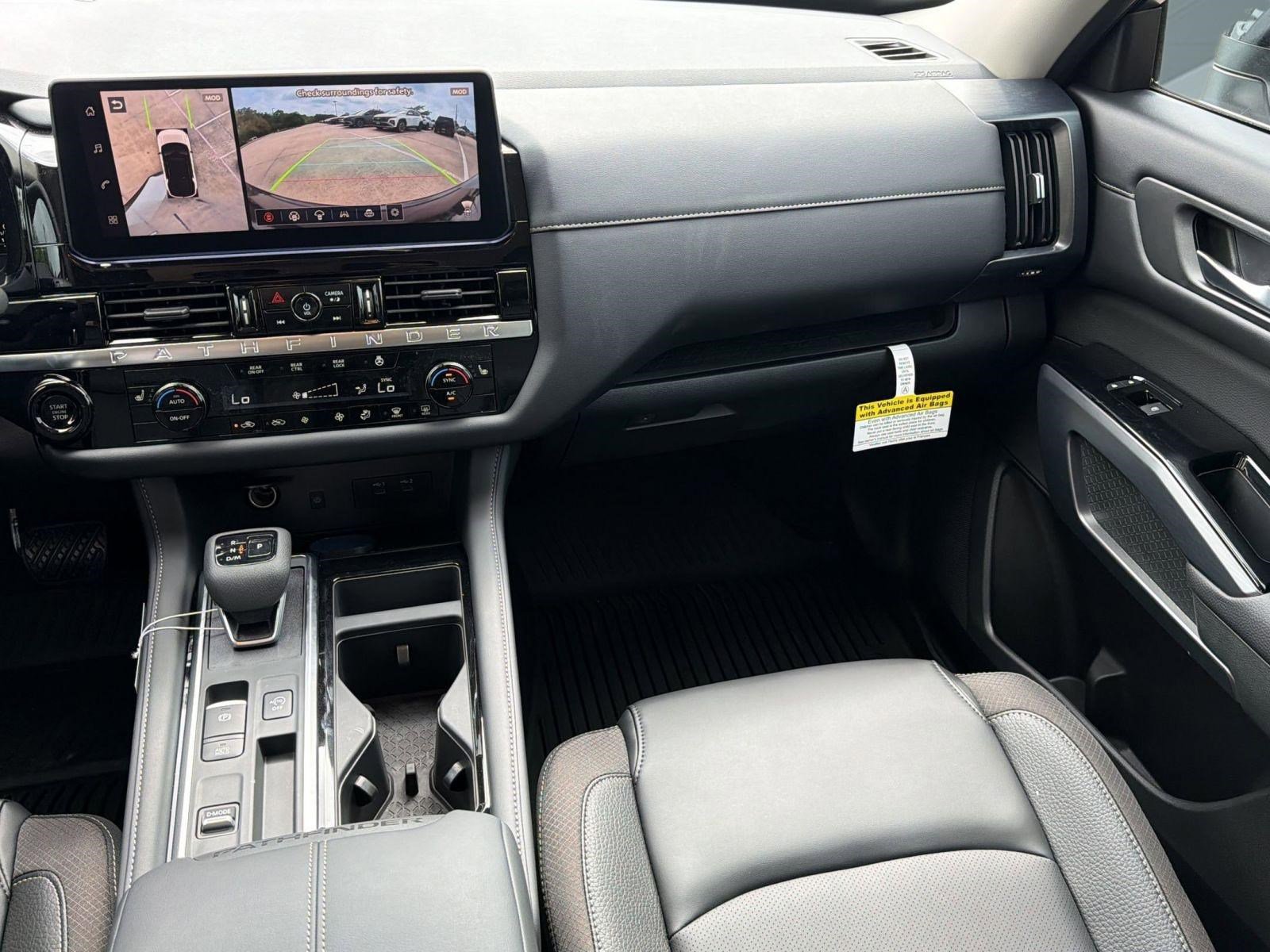 New 2026 Nissan Pathfinder SL image 27