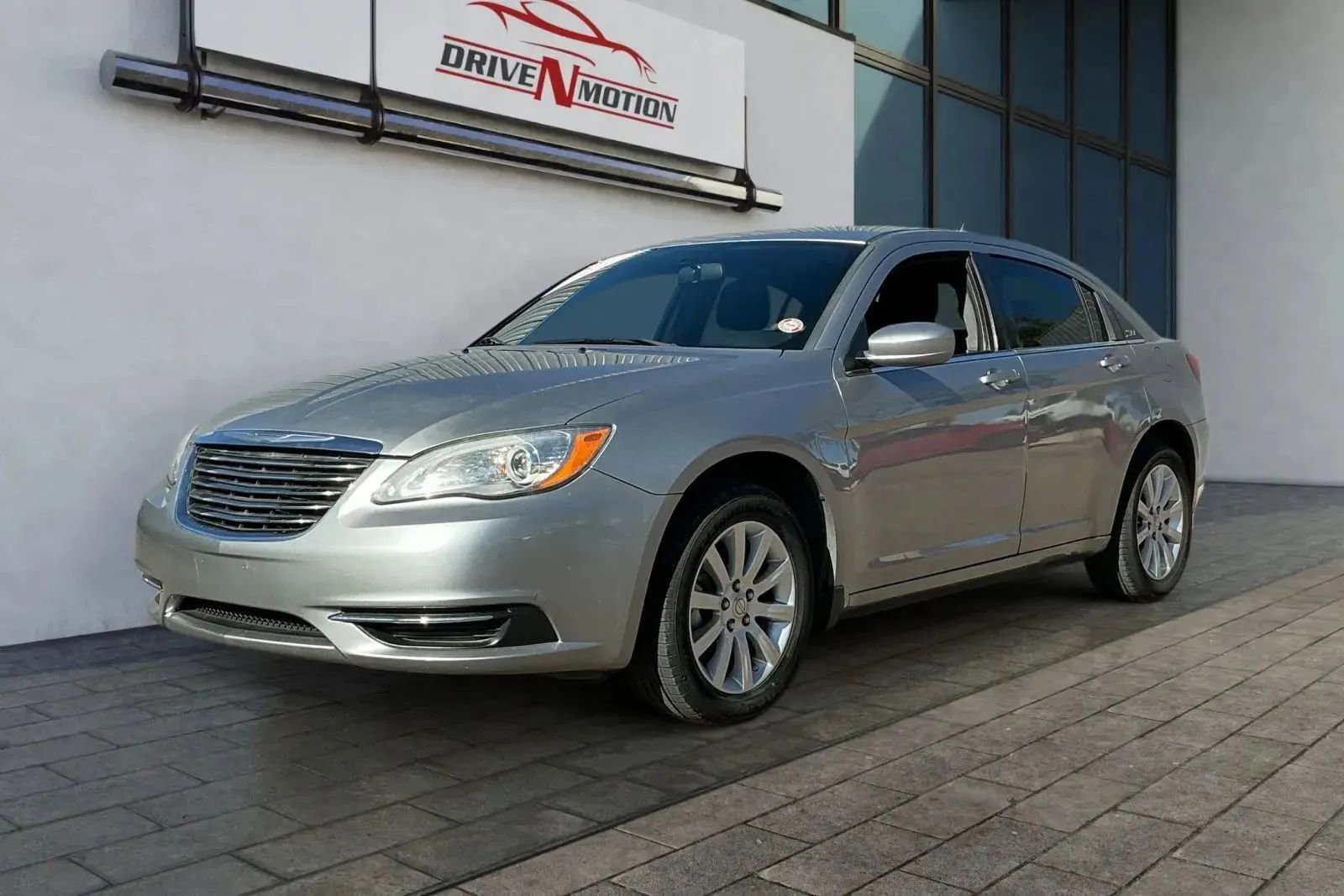 Used 2014 Chrysler 200 Touring image 7