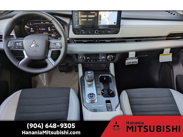 New 2025 Mitsubishi Outlander SE image 17